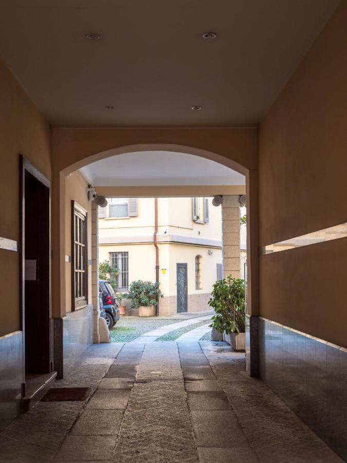 מילאנו The Best Rent - Studio Nearby Sant'Agostino Metro מראה חיצוני תמונה