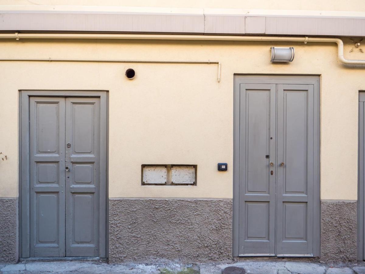 מילאנו The Best Rent - Studio Nearby Sant'Agostino Metro מראה חיצוני תמונה